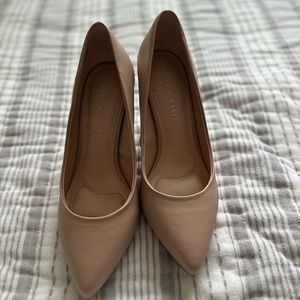 Kelly & Katie Nude Heels. Size 9.